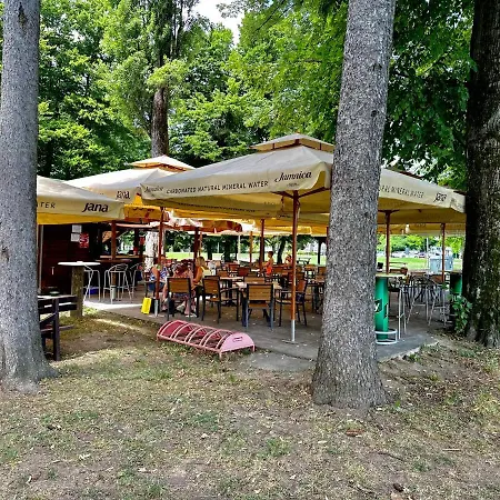 Treba Malo Odmorit - Self Check-In Option, Family Room, Ps4 Pro, Free Parking Karlovac Exterior photo