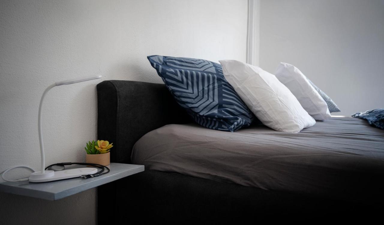 Treba Malo Odmorit - Self Check-in Option, Family Room, Ps4 Pro, Free Parking Apartment Karlovac