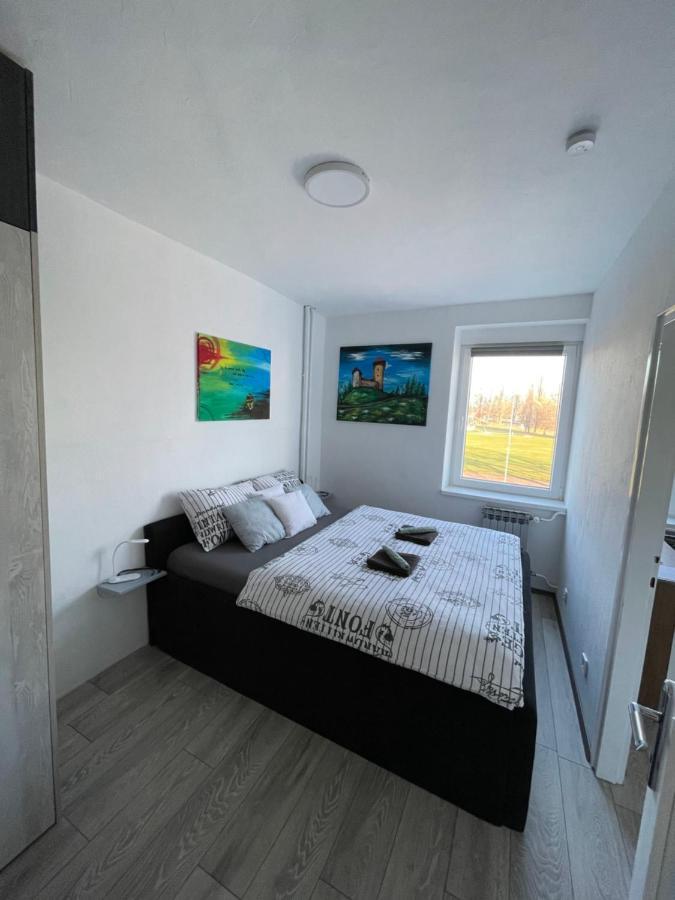 Apartment Treba Malo Odmorit - Self Check-in Option, Family Room, Ps4 Pro, Free Parking